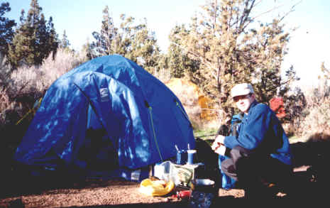 GARCAMP.JPG (283902 bytes)