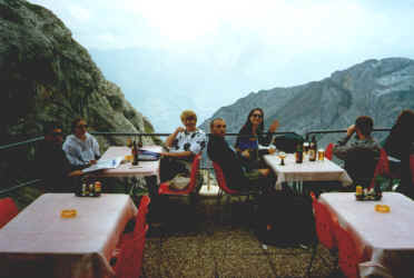 PILATUS.JPG (197792 bytes)