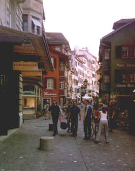 ZURICH.JPG (177762 bytes)